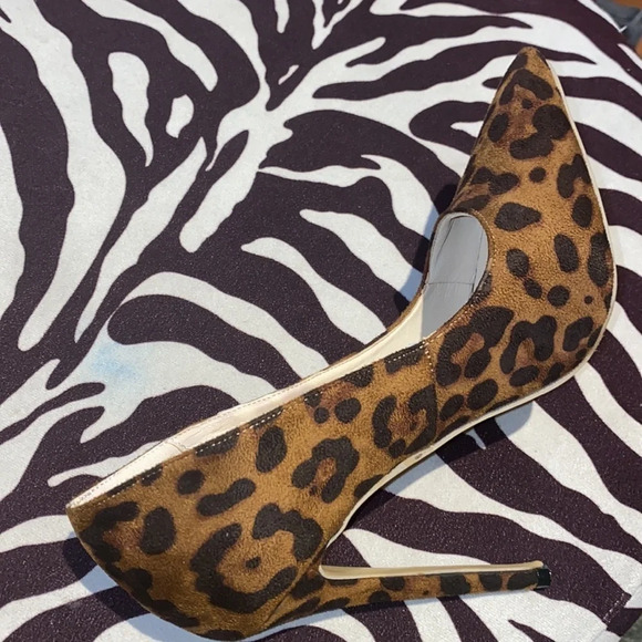 Vintage luxury Leopard heels Sz 38 - Picture 4 of 16